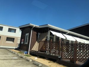 カフェアンドレストラン バスティーユはテラスもある