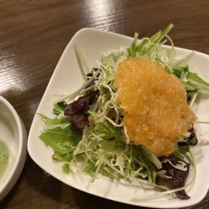 キッチンJUJUの美味しいサラダ