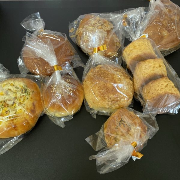 龍ケ崎市のおいしいパン屋クレッセントでパン買ってきた