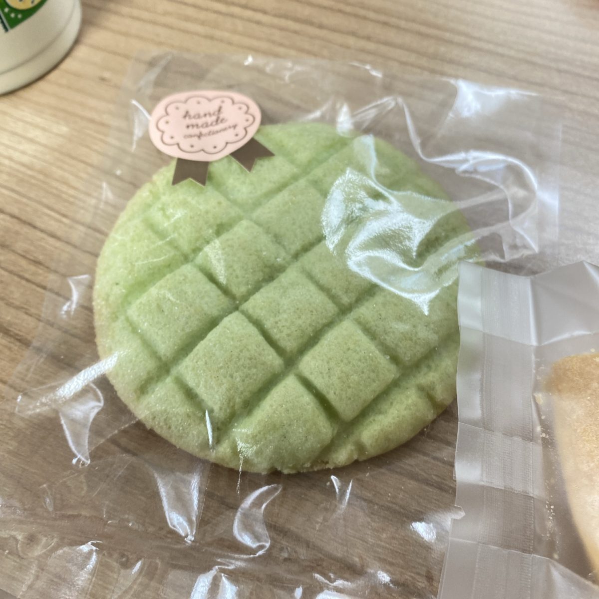 クッキーをパティスリーベルでかってきた