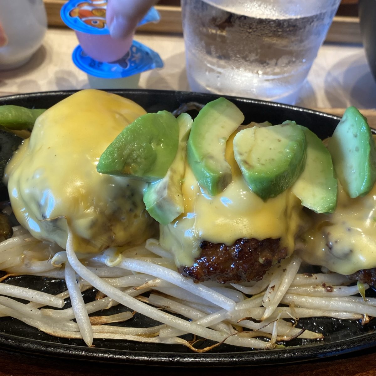 ミートテックのハンバーガー