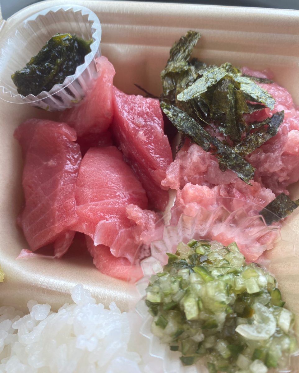 フードトラックナカザワさんの美味しそうなマグロ