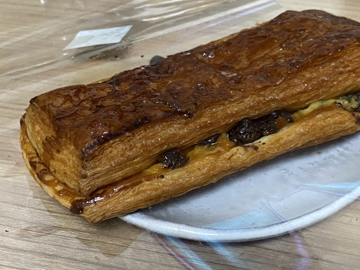 龍ヶ崎のシェカオルで買ったチョコクロはチョコが美味しかった