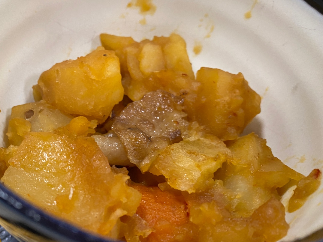 肉じゃががでかい