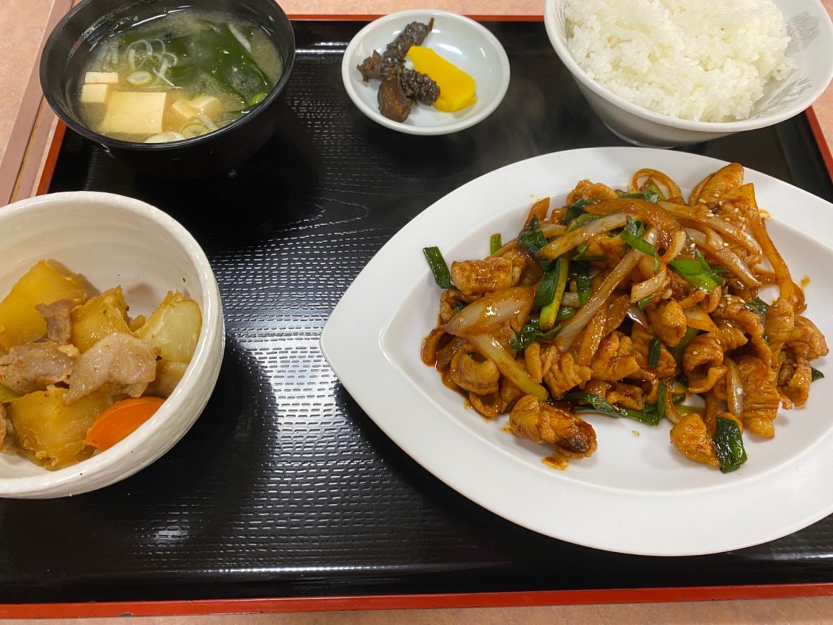 もつ焼き定食(茨城県土浦市の中華料理きらく)